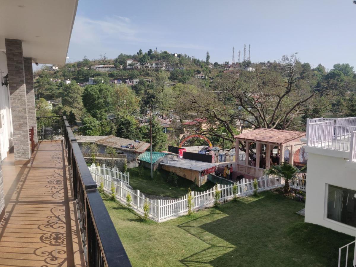 The Periwinkle Homestay Bhimtal Exterior photo