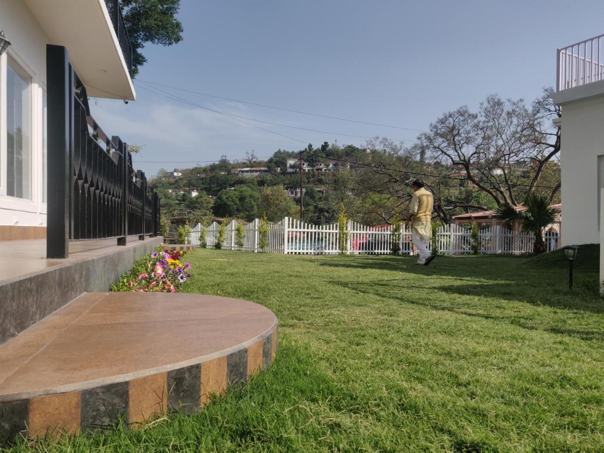 The Periwinkle Homestay Bhimtal Exterior photo