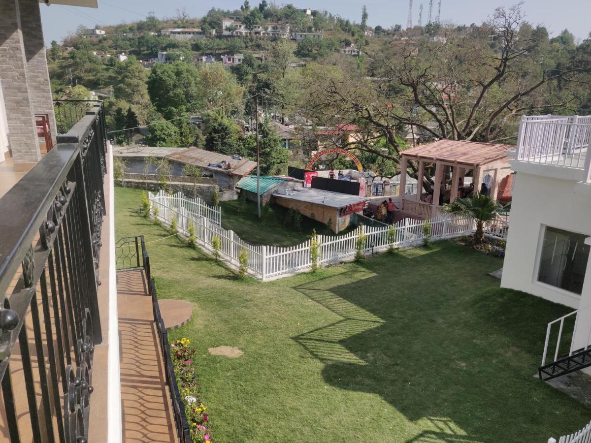 The Periwinkle Homestay Bhimtal Exterior photo